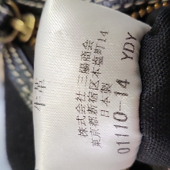 SIZE: approx 5 x 5.5 x 3.5" - Picture 6 of 13